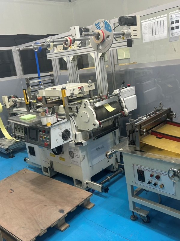 บริษัทรับไดคัทเทปกาวติดรถยนต์