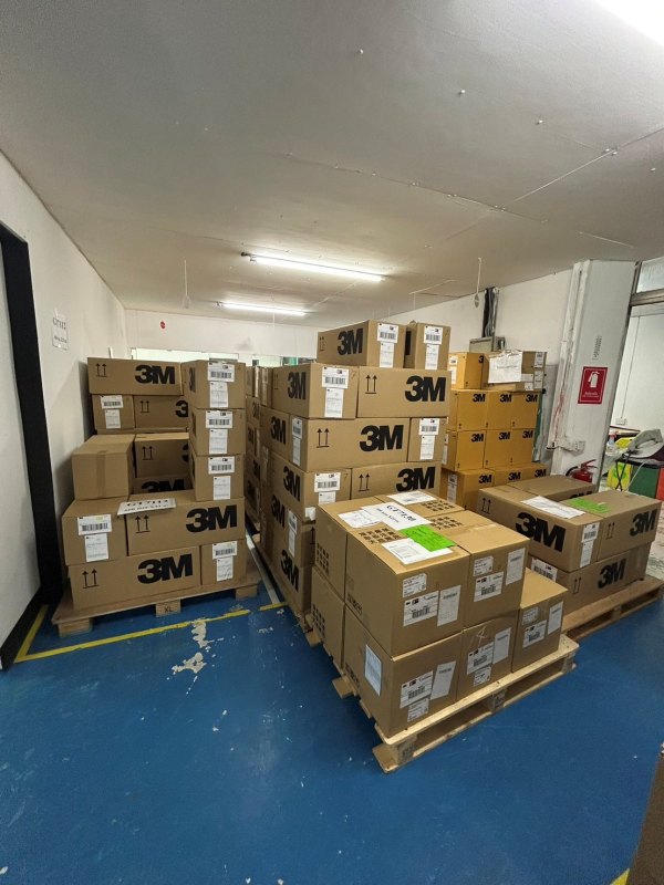 ตัวแทนจำหน่ายเทปกาว 3M